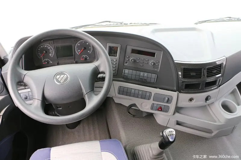 
FOTON AUMAN GTL 6*4 TRACTOR TRUCK WITH 11.8L CUMMINS 400HP ENGINE 