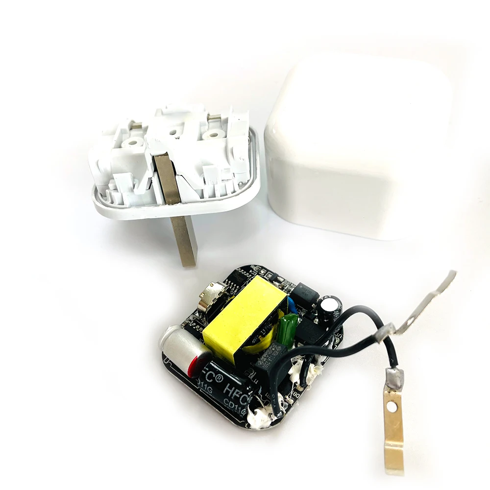 
UK 18W USB C TYPE C UK USB Wall Charger PD USB C Power Adapter for iPhone Charger 