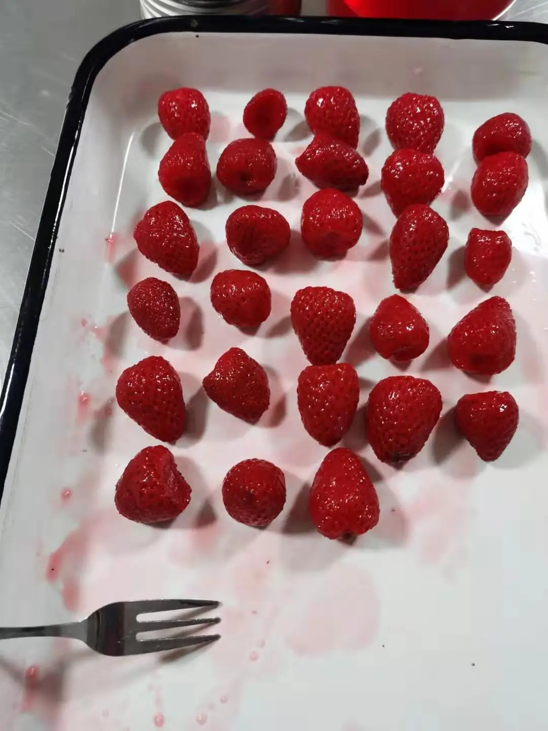 2022 New Season Good Quality Canned Strawberries In Syrup
