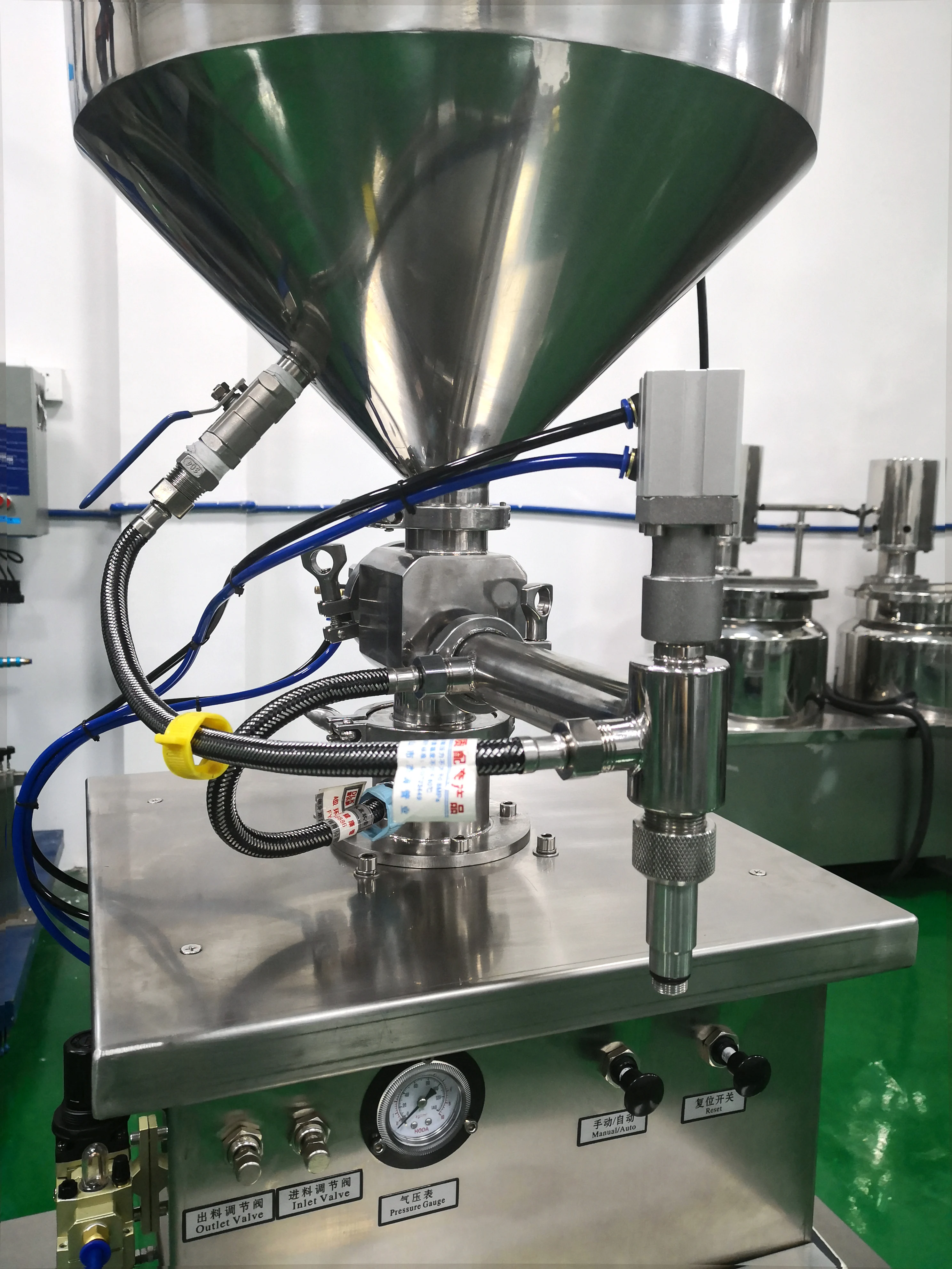 High Quality Semi-automatic Cream Filling Machine Suit For High Viscosity Paste