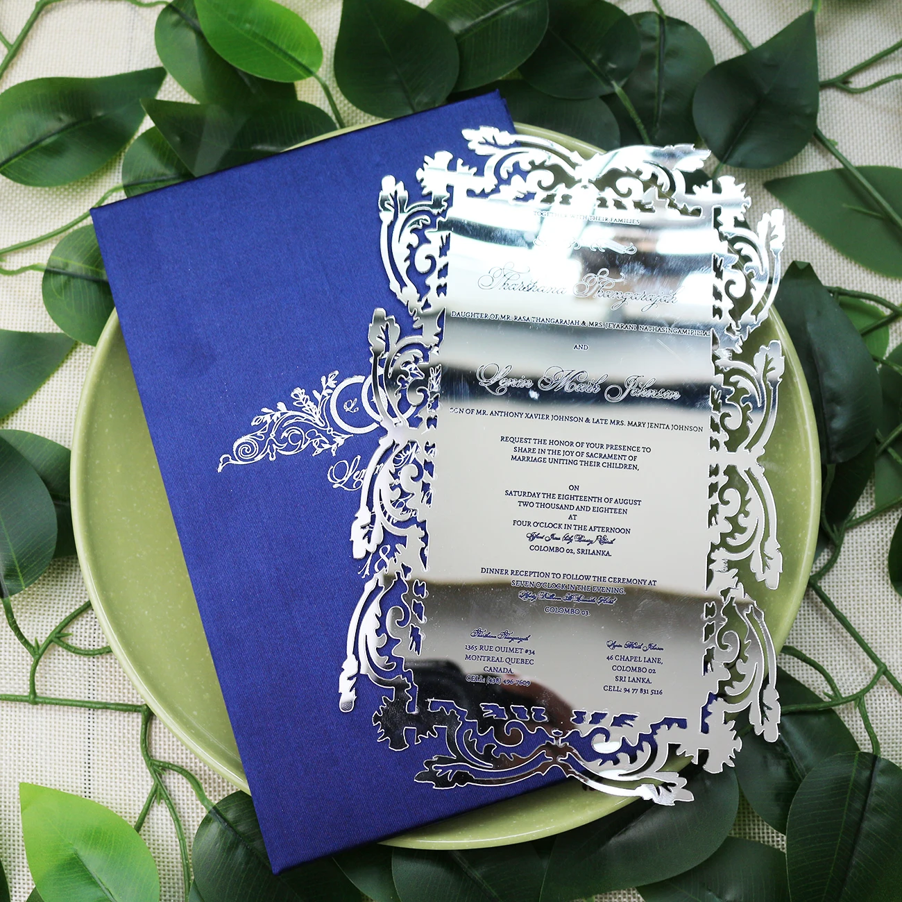 Latest Design Silk hardcover Folder Laser Cut Silver Acrylic Mirror Wedding Invitation Card and Navy fabric hardcover invitation