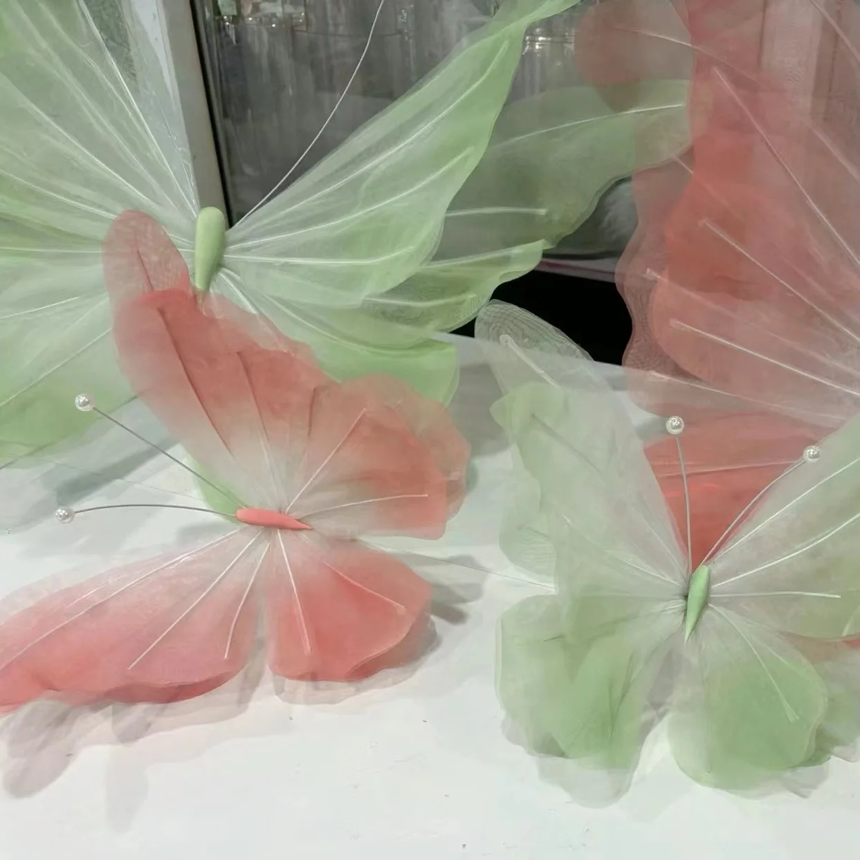 New design giant paper butterfly arch for Wedding Background Decoration event party window visual merchandising decor