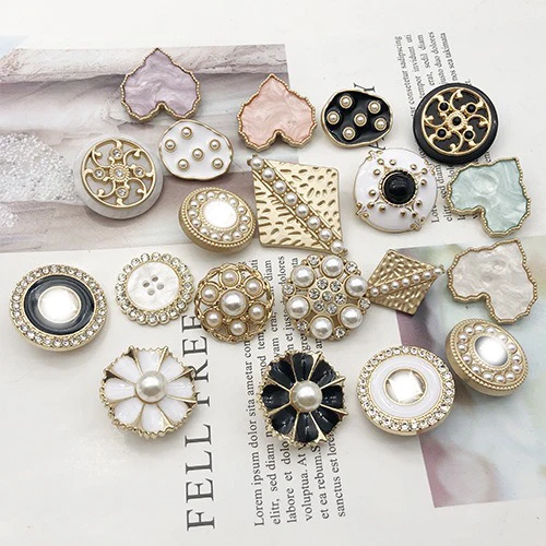 SOODA Button OEM ODM Manufacturer Classic Vintage Logo Design Custom Denim Buttons diamond sewing Button for clothing