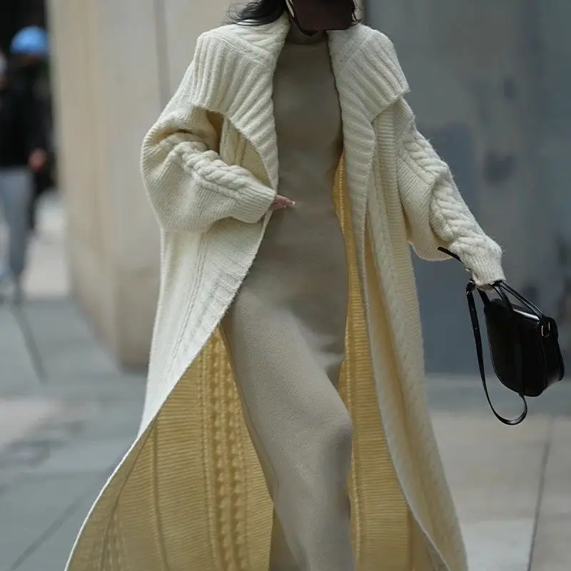 2023 New arrival long sleeve turndown collar cable knit super long women thick sweater coat