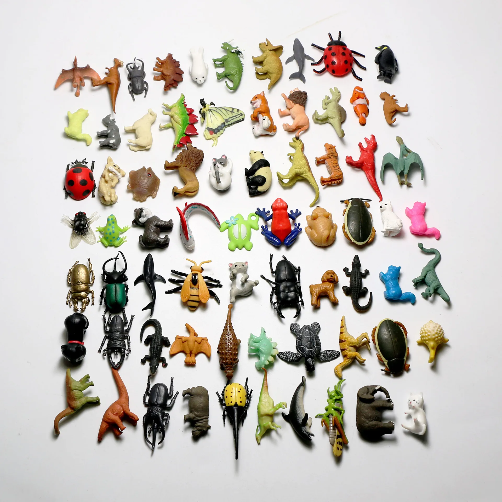 Лидер продаж, ассорти Мини 3D животных, зоопарк, игрушка, пластиковые Мультяшные капсулы, игрушки, аксессуары