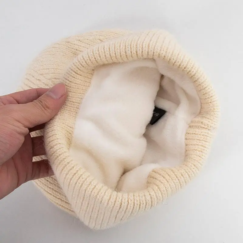 Оптовая продажа роскошные женские зимние вязаные шапки-бини с флисовой подкладкой и логотипом на заказ