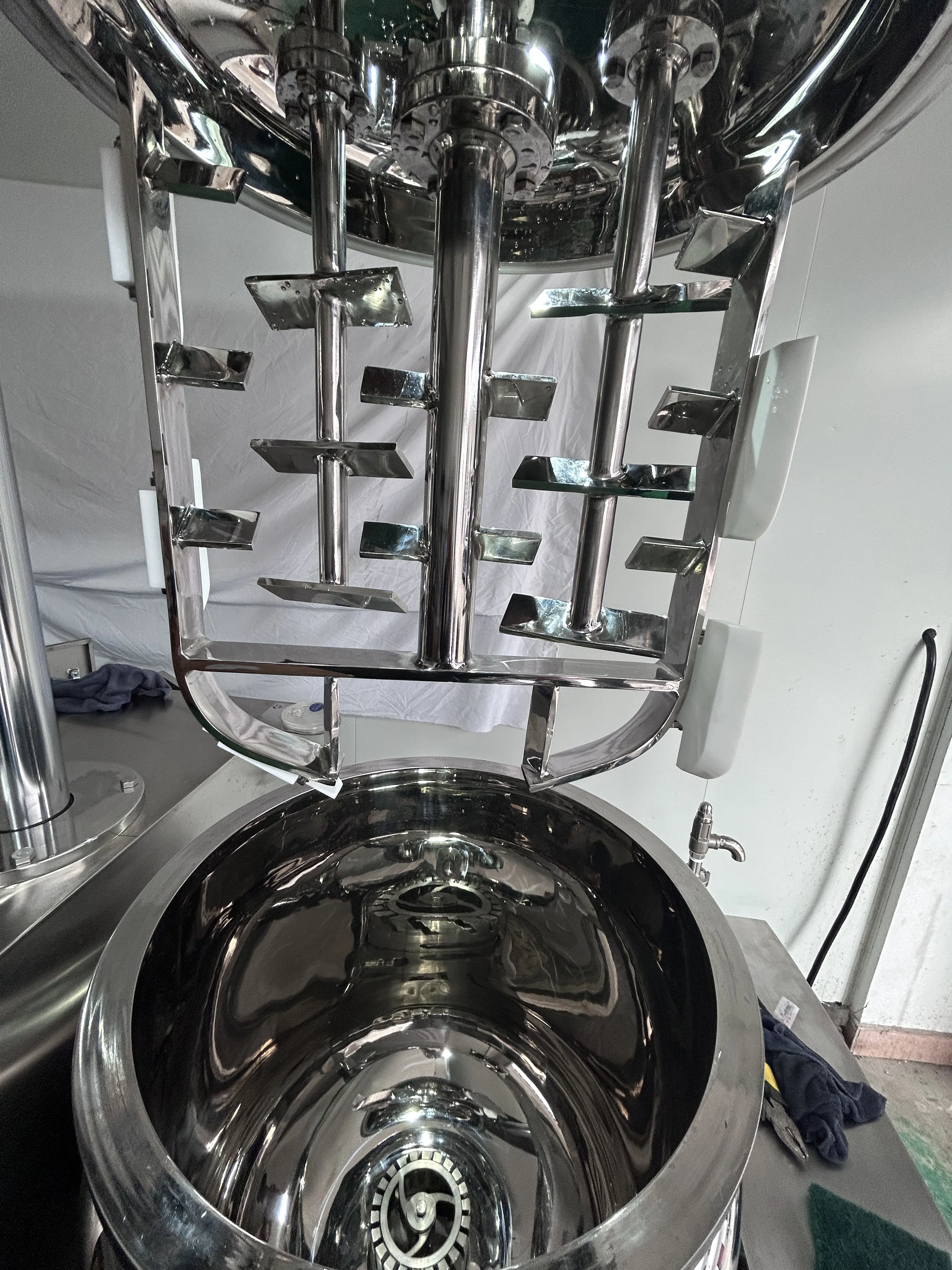 Honey Creaming Viscous Homogenizing Liquid Business Manufacture Emulsifying Tank Mixing Machine Vacuum Mixer