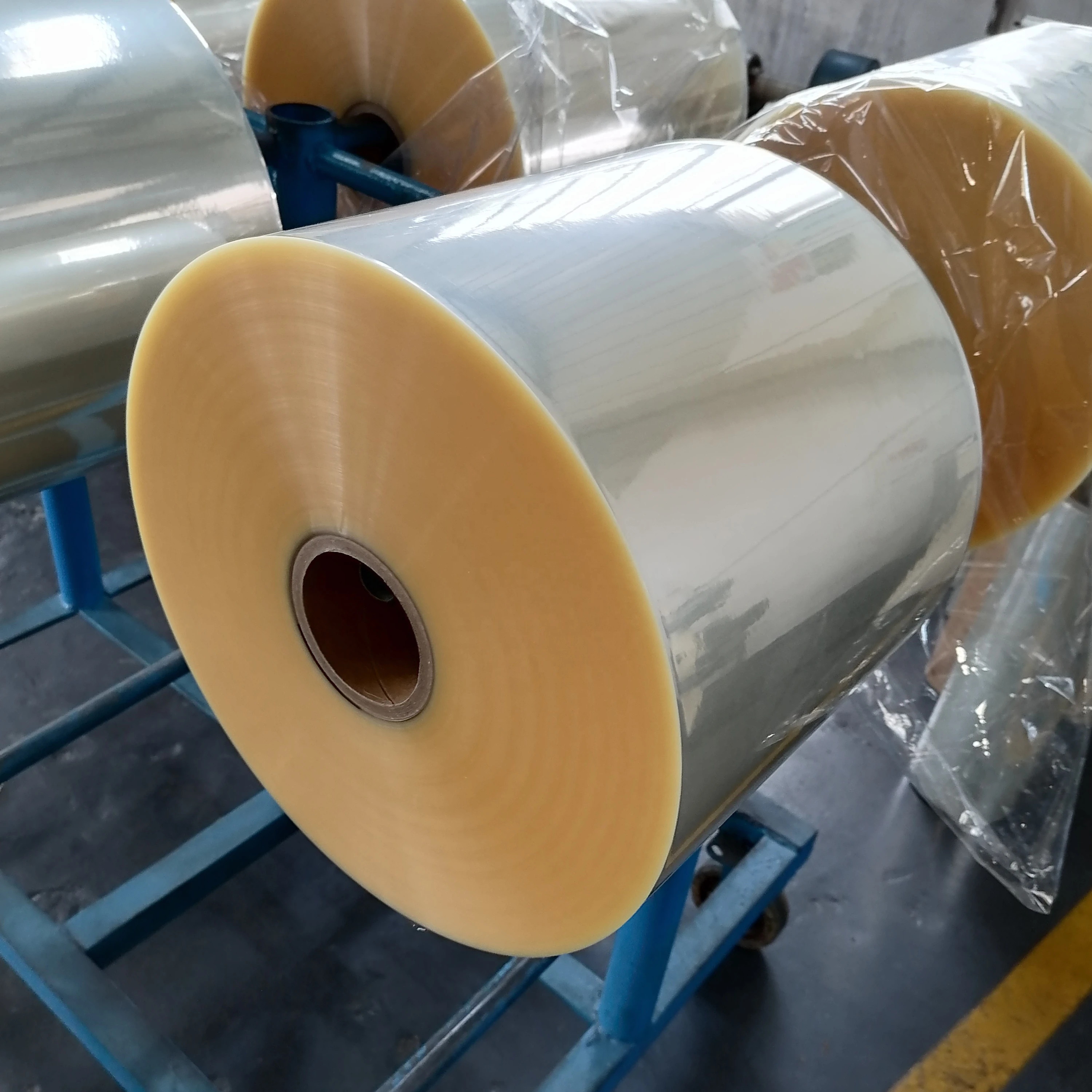 China color and transparent 0.035mm PVC PET shrink sleeve film for label printing