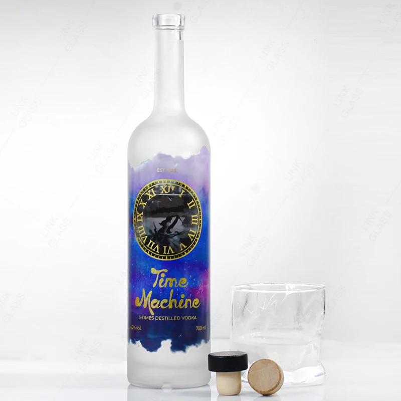 Стеклянная бутылка Oslo для Джин-рома 700mlVodka 7580 mlVodka с пробковой пробкой