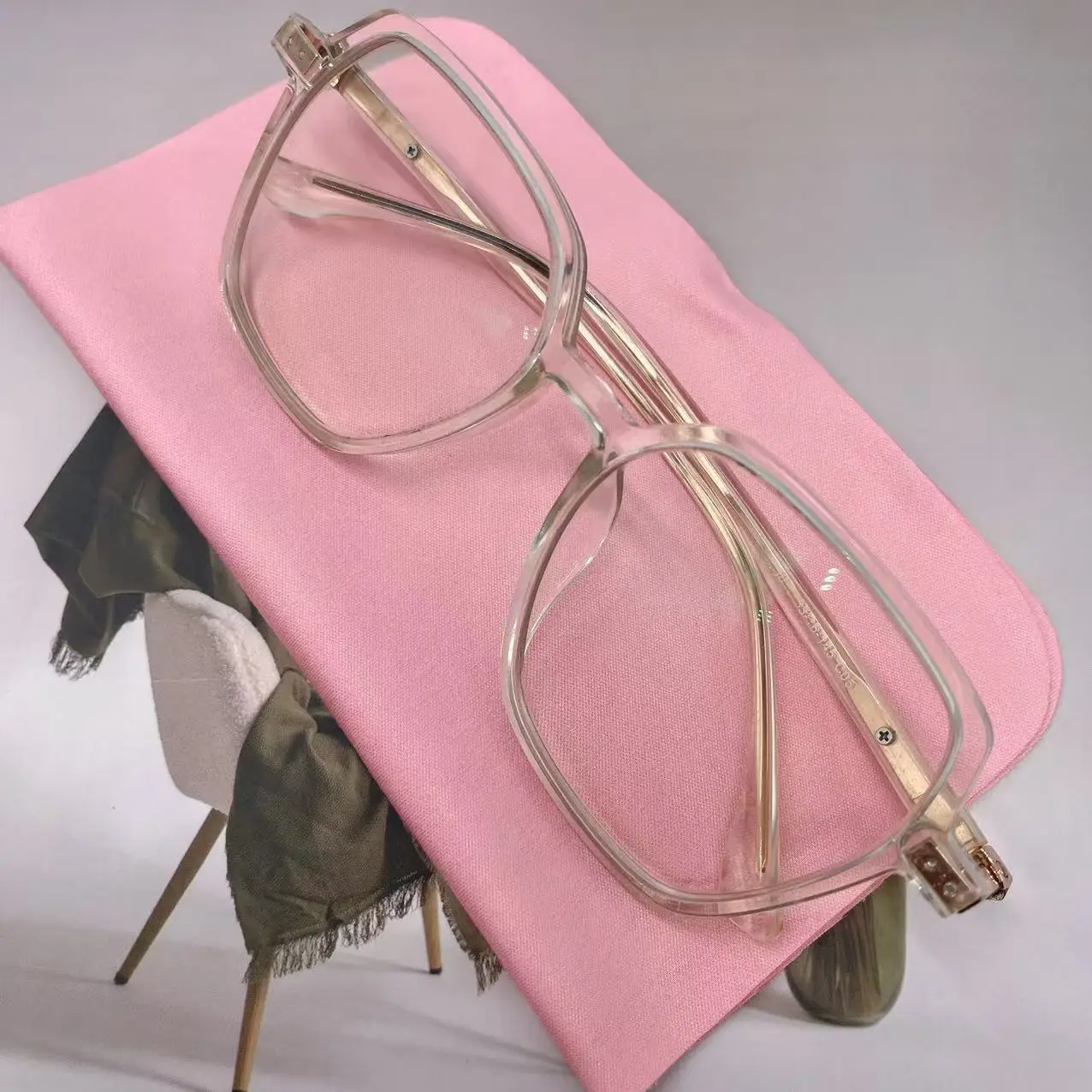 High Quality Portable Microfiber Custom Eyewear Cleaning Cloth Suede Material Direct Manufacturer Sales