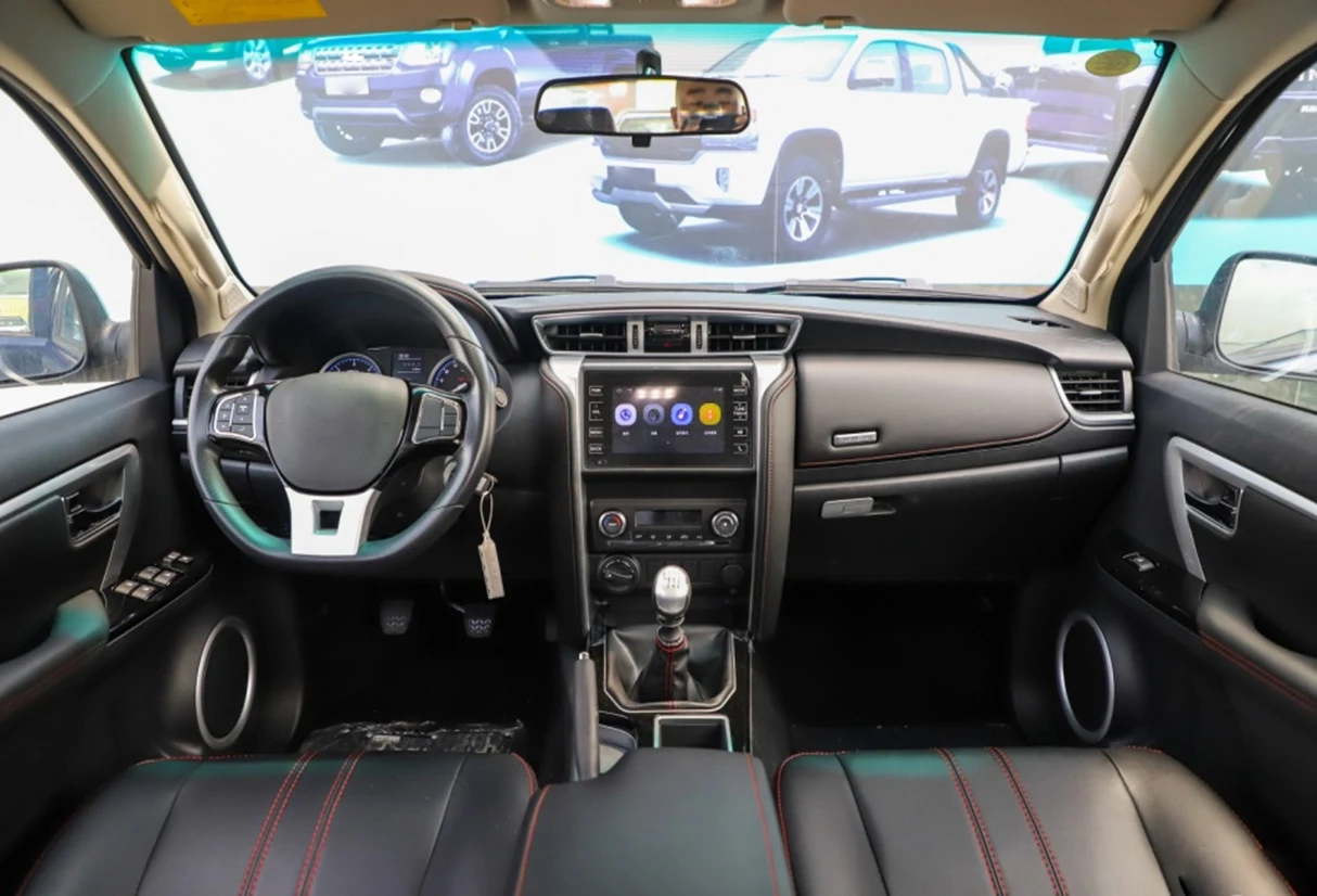 High performance 4WD available gasoline engine single-cabin pickup truck