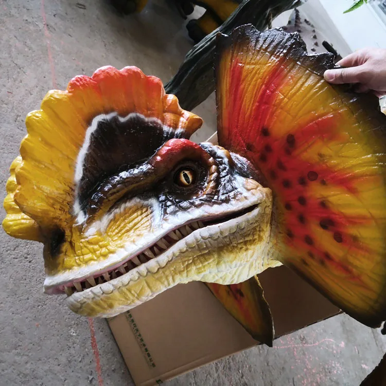 A hand puppet placed on the shoulder