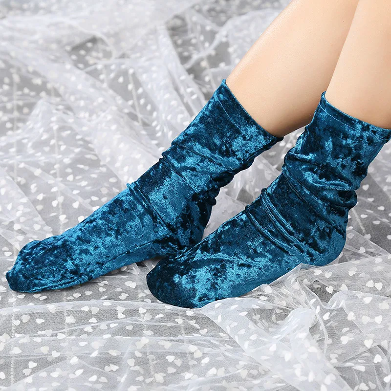 
Прямая поставка, пушистые носки до щиколотки, индивидуальные зимние толстые теплые модные бархатные носки  (1600080871342)