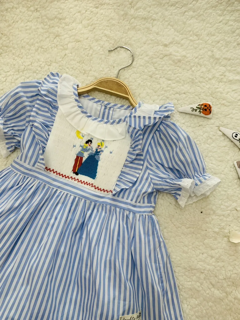 Smock Velvet Dress With Long Sleeves Girls Party Dresses Princess Children Cheap Price  Luxury Using For Baby Girl Baby.