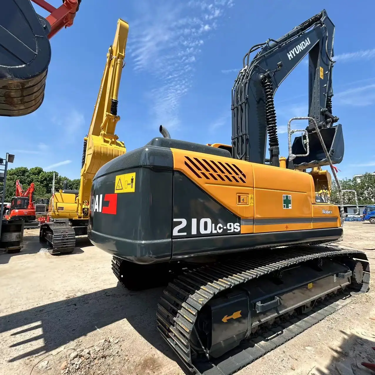 Low Price used volvo 210 excavator with High Efficiency used Hydraulic crawler digger Used Volvo EC210 digger in stock