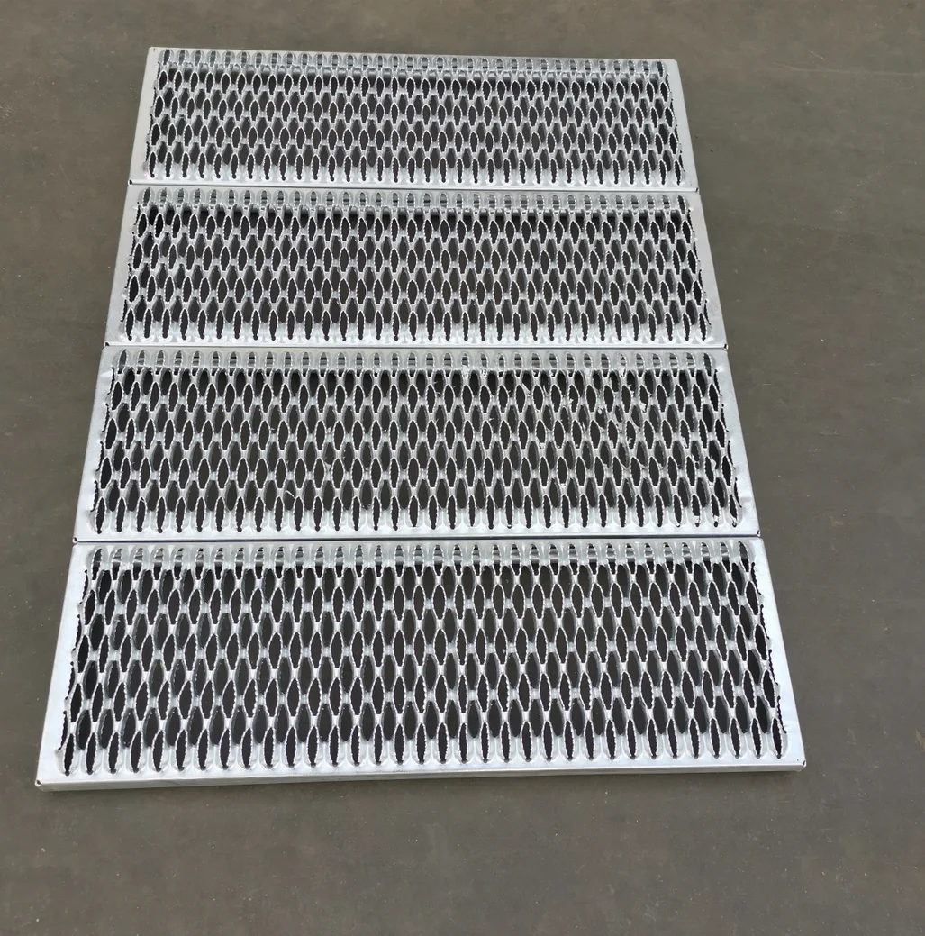 Stainless steel stair tread