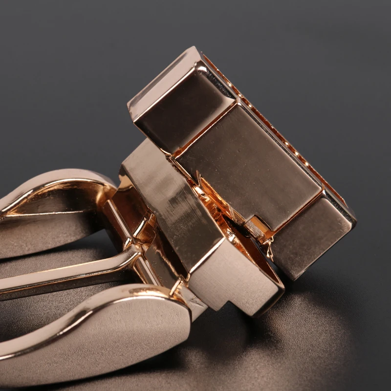 Free Sample Factory Wholesale 2021 Custom Logo Manufacturers Reversible Metal Fashion Women Man Pin Belt Buckle For Men