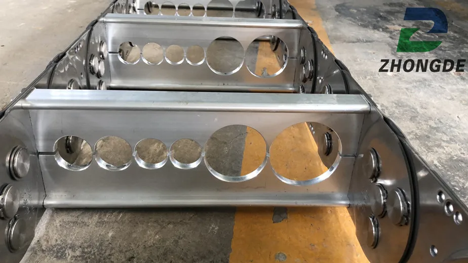 Stainless steel cable chains