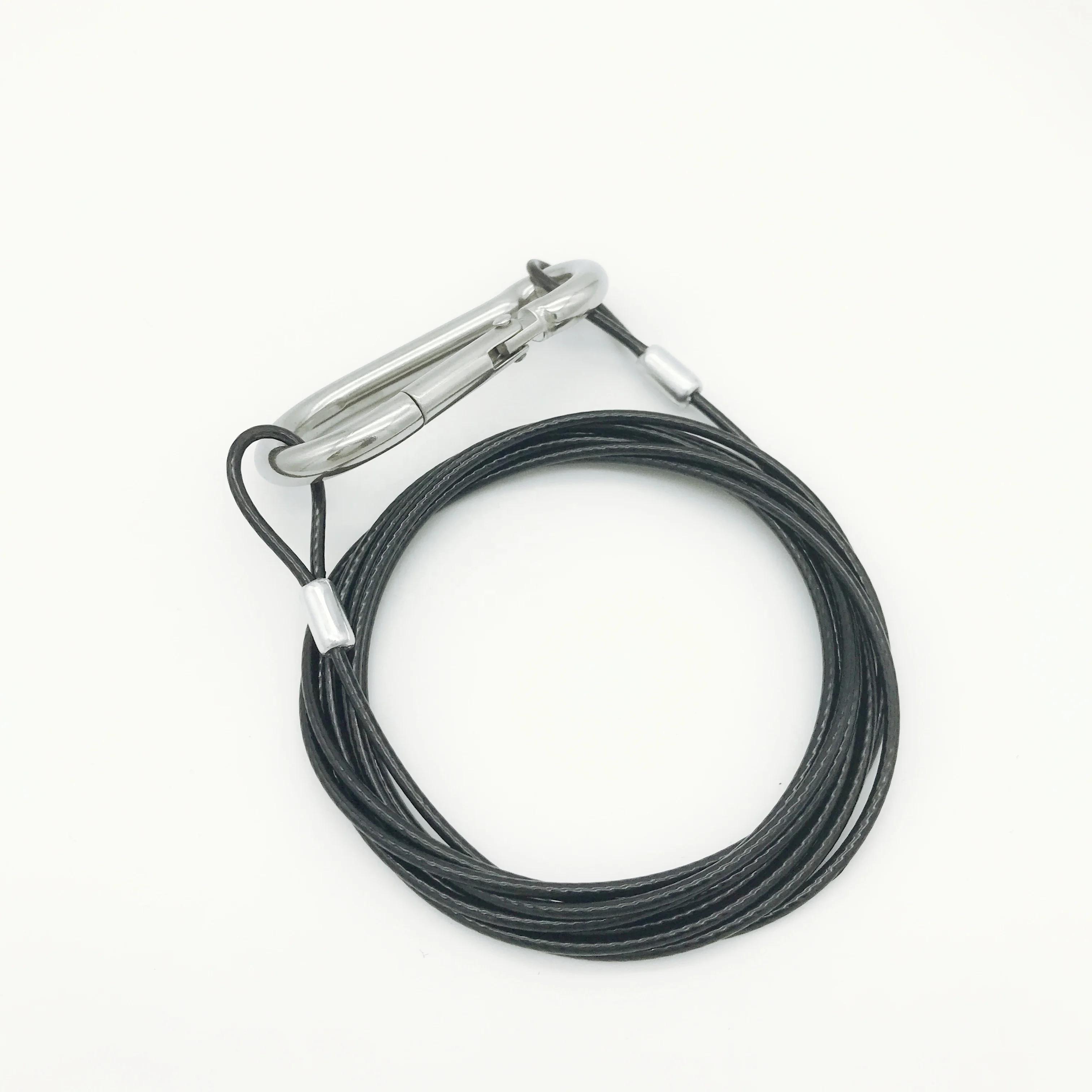 Wholesale Custom  black nylon coated stainless steel wire rope assembly with stainless steel carabiner and loop fitness