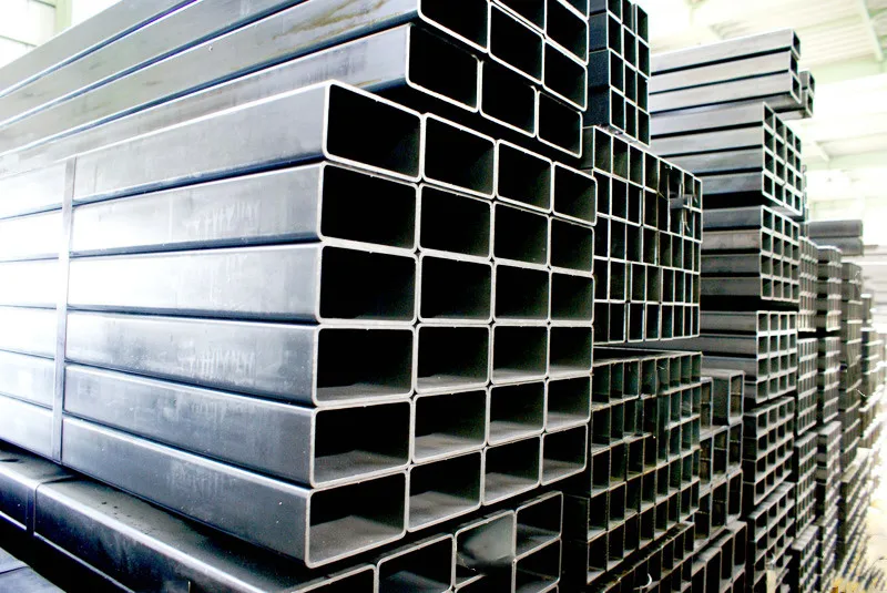 HOT ROLLED BLACK CARBON STEEL WELDED STAINLESS SQUARE STEEL PIPE/IRON TUBE