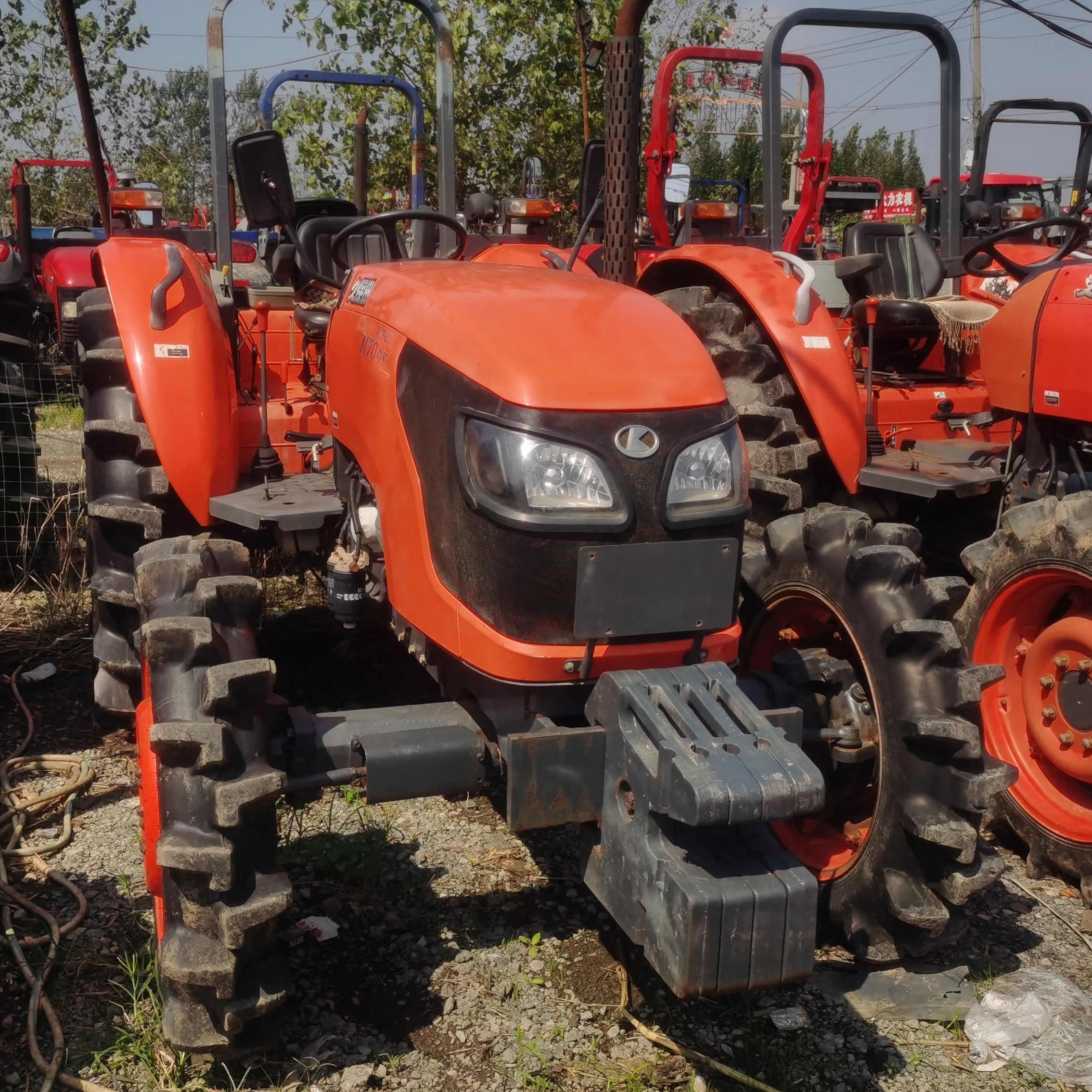 Сельскохозяйственный трактор Kubota 70HP