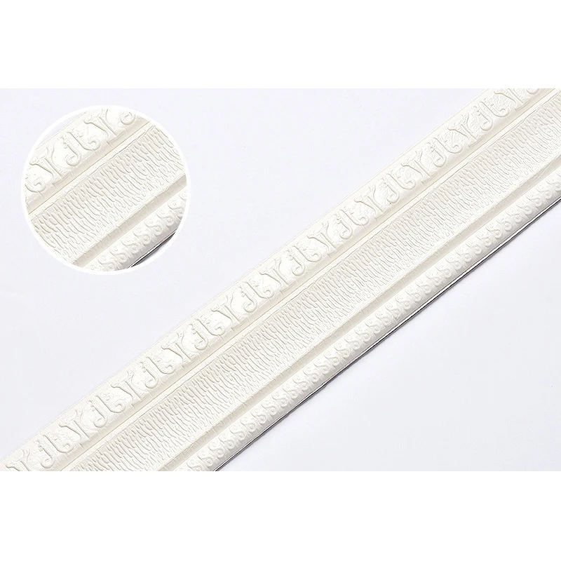 Wholesale Moulding Kitchen Brushed Gold Wpc Self-Adhesive Skirting Boards With Cable Truck