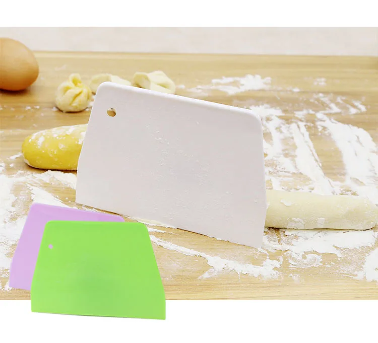 Plastic Trapezoidal Scraper Small Cream Cake Dough Cutting Baking Cutter Butter Smoother Pastry Spatulas Dough Scraper