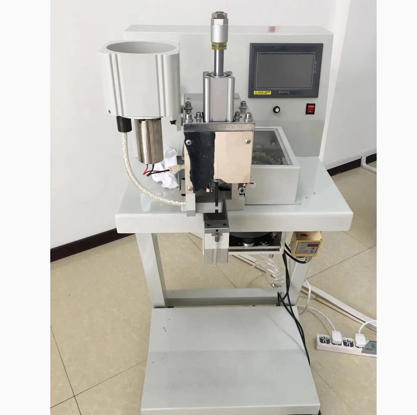 Accurate Pearl Sewing Machine/attaching Machine/riveting Machine