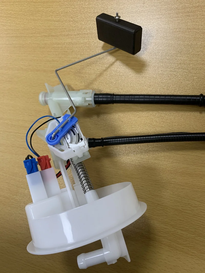 Fuel Level Sensor Diesel Fits MERCEDES W209 W203 S203 CL203 1.8-5.5L 2001-2010