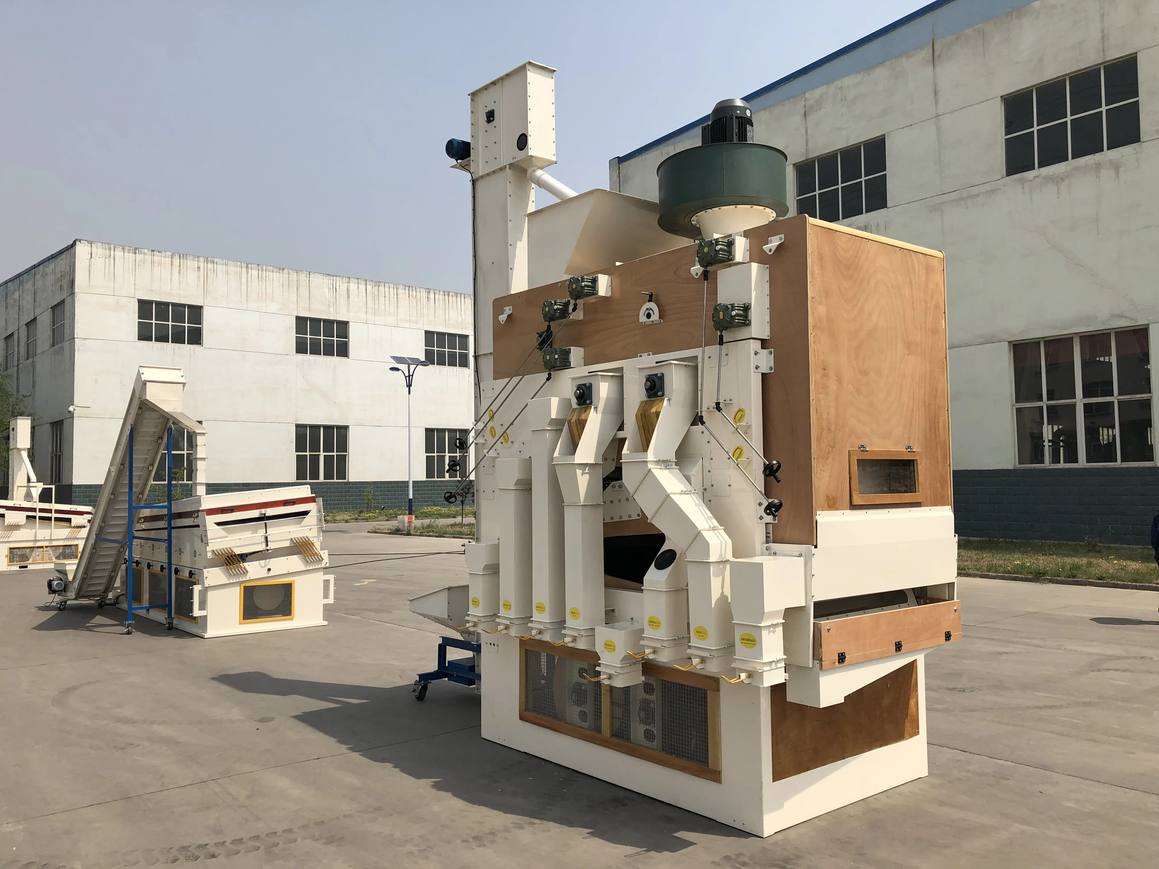 Wheat Soybean Sorghum Sesame Paddy Rice Corn Beans Fine Seed Cleaner and Grader