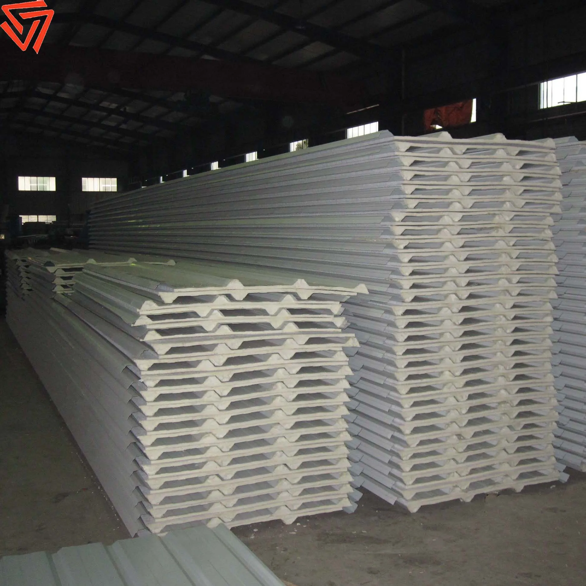 100mm Light weight insulated color zinc steel Polyurethane/Glass wool foam core sandwich roof panel
