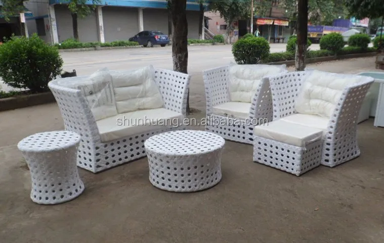 Popular design white rattan sofa hot sale PE rattan garden sofa sets poolside furniture