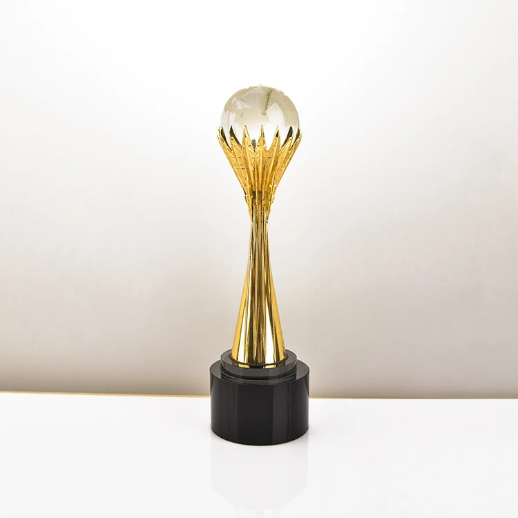 Manufacturer custom wholesale OEM metal sports award gold cup trophies