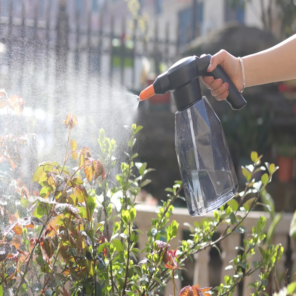 Garden tools  small sprayers versatile and Powerful plastic handle sprayer electric machine for farming