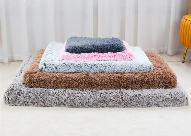 New Design Wholesale Hot Selling Custom Warm Square Luxury  Removable Washable Cover Dog Cat Mats Removable Cushion