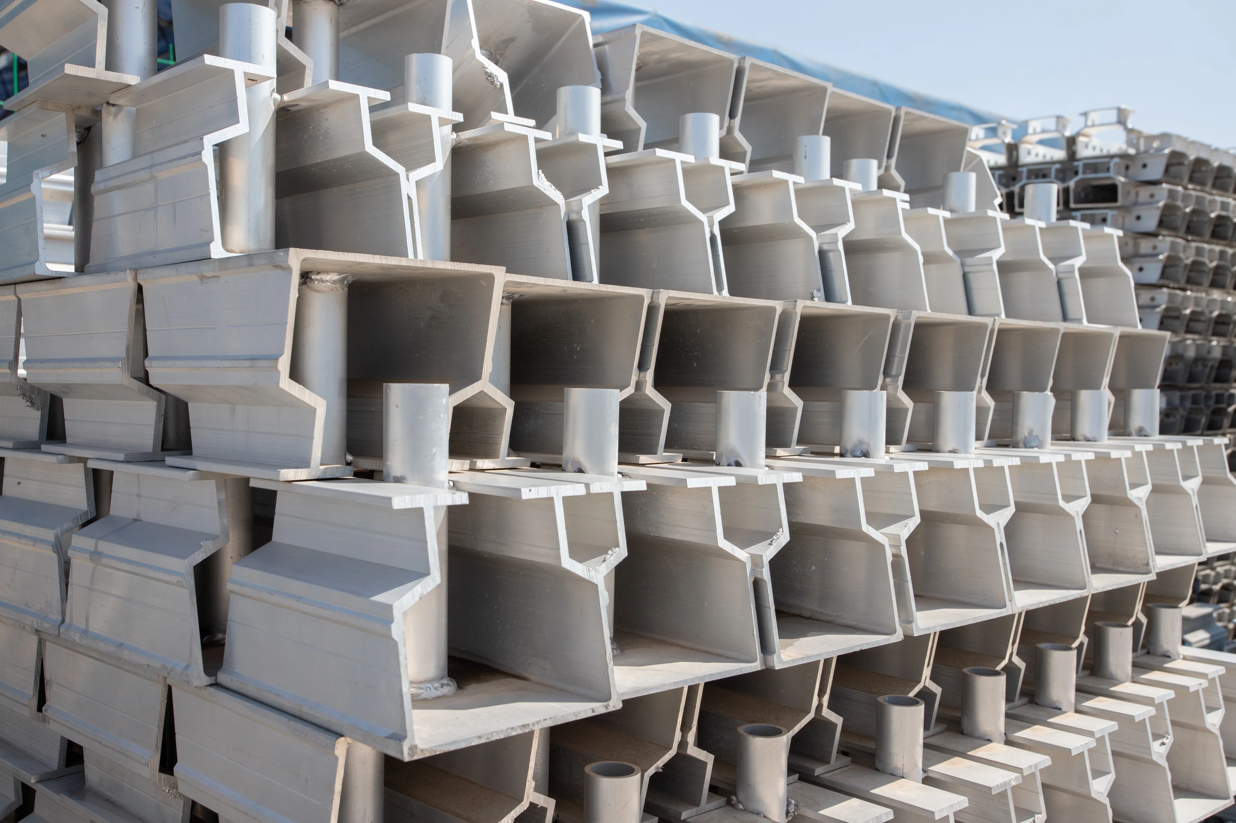 Xinghe    Durable concrete high bearing capacity aluminium construction formwork