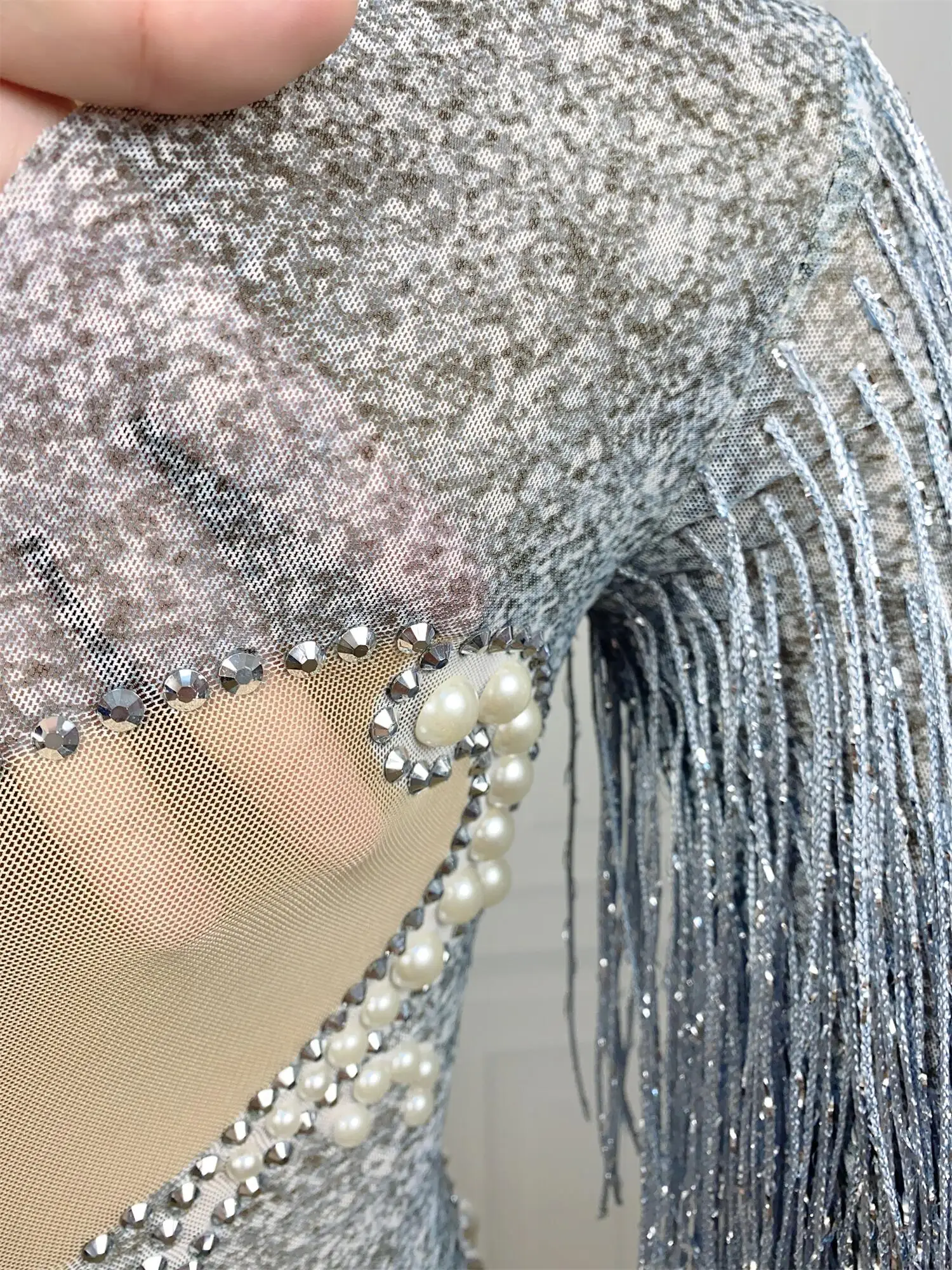 Sexy Long Sleeves Tassel Pearls One Piece Short Jumpsuit Stripper Outfits Dancewear Women Stage Performance Rhinestone Bodysuit