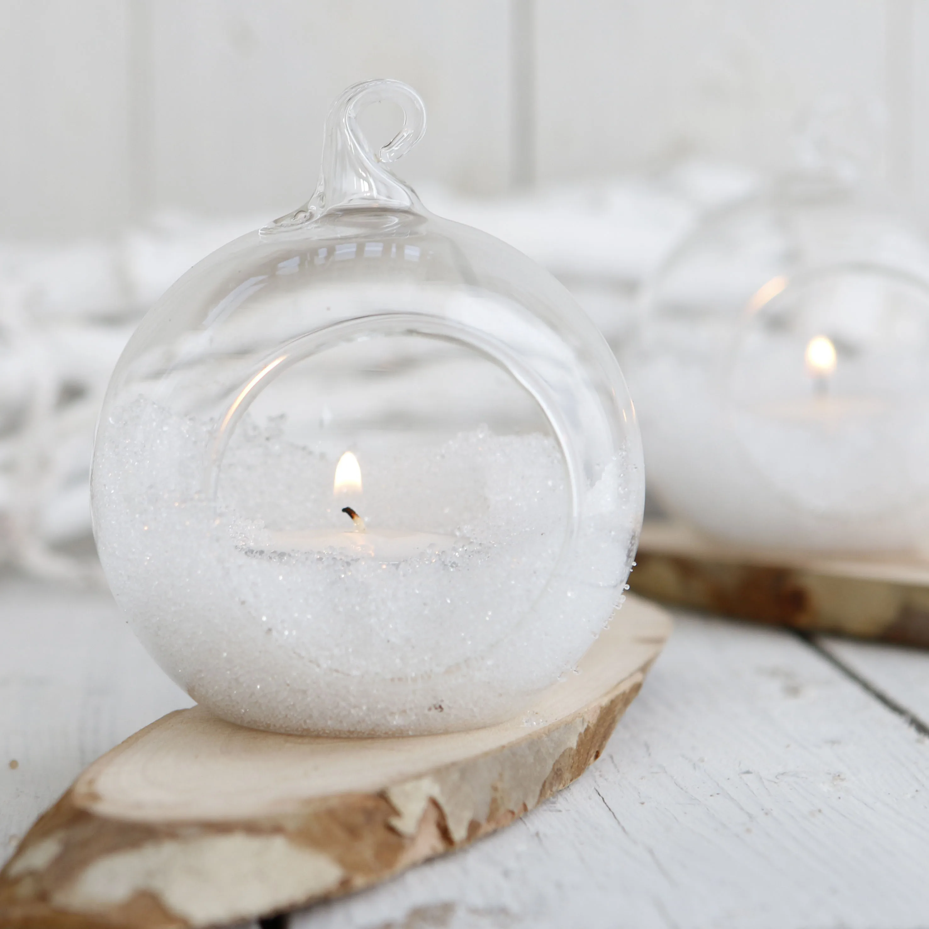 Home Decor Magic Instant Absorbent Artificial Snow Powder for Christmas decorations 2ltr snow 24pcs in display dry look
