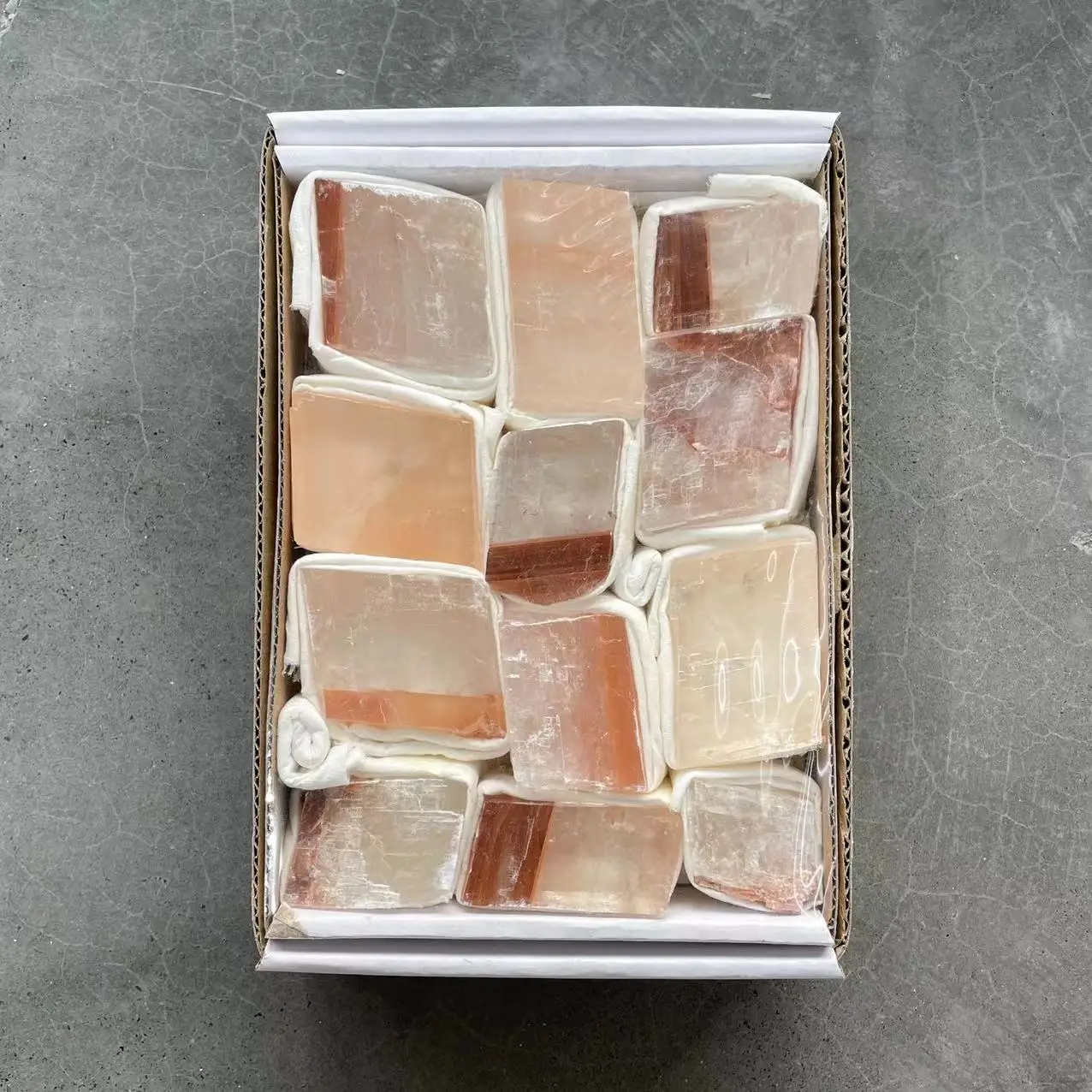 Wholesale Various Spirit Stone Crystal Specimen Set Stone Box for Healing