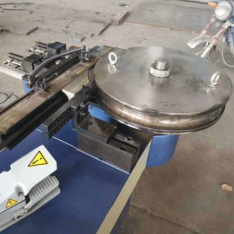 New designed semi-automatic hydraulic pipe bender for automobile exhaust pipe bending machine steel bar bending machine