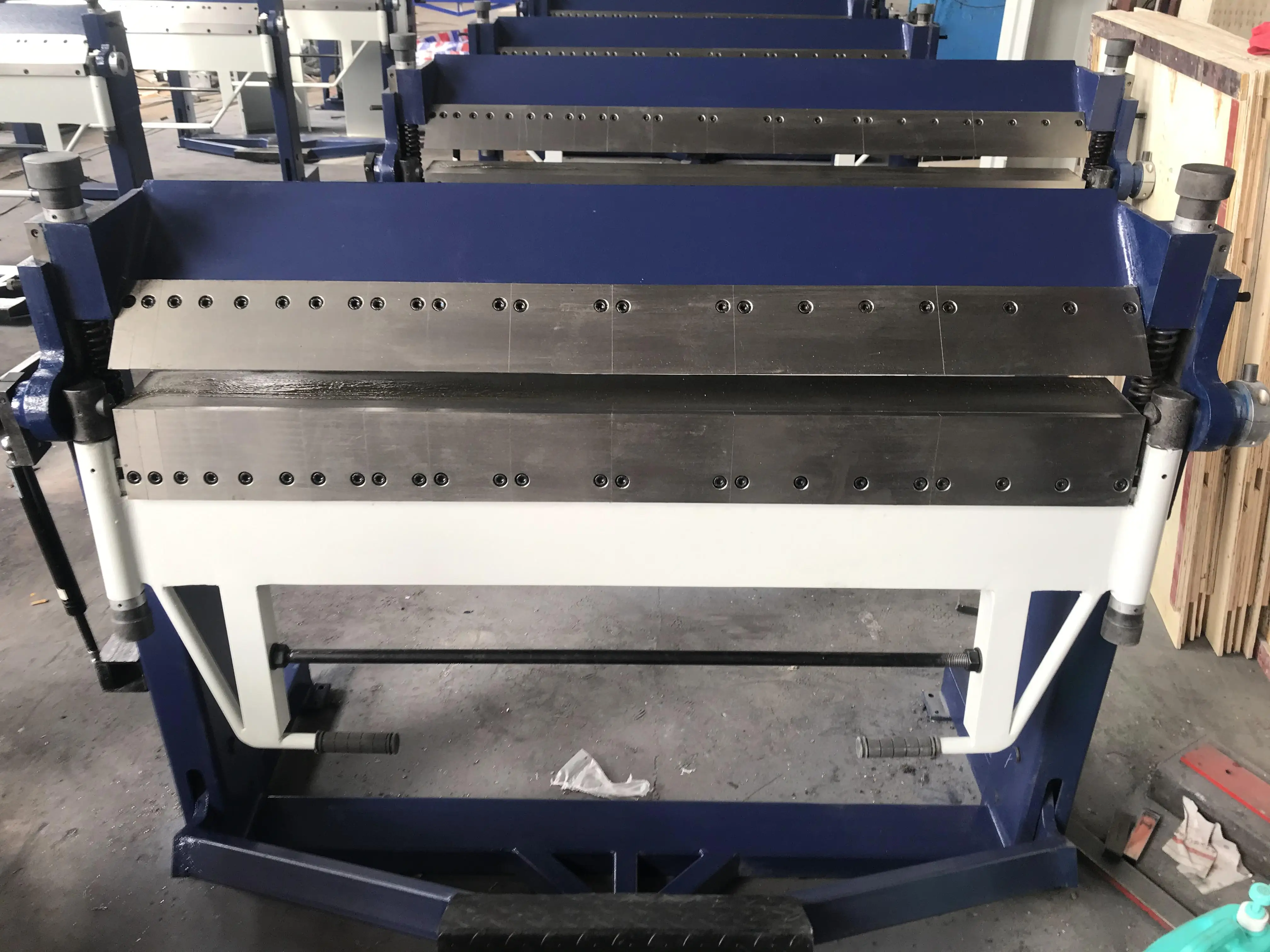 WH06-1.5x3050 manual sheet metal folding machine sheet metal folding machine price sheet metal folding machine