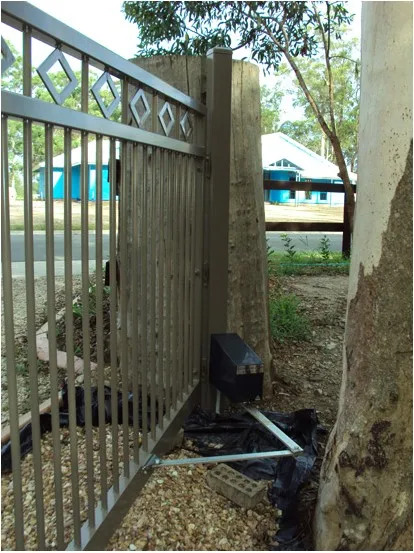 DC12V solar articulated arm swing gate opener