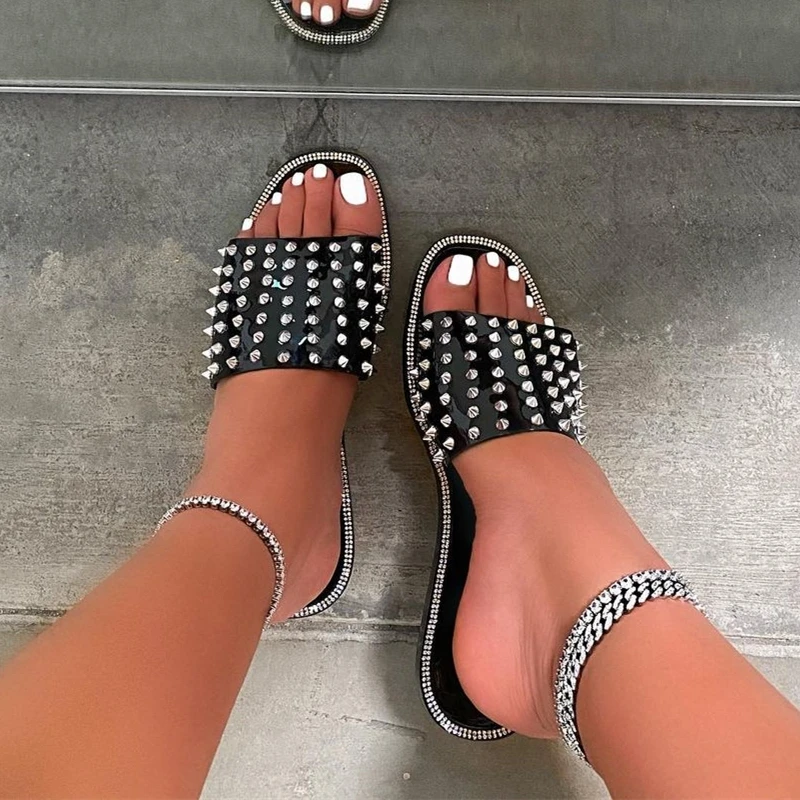 Beautiful rhinestone slippers wholesale flat shoes ladies women footwear thong sandals for women