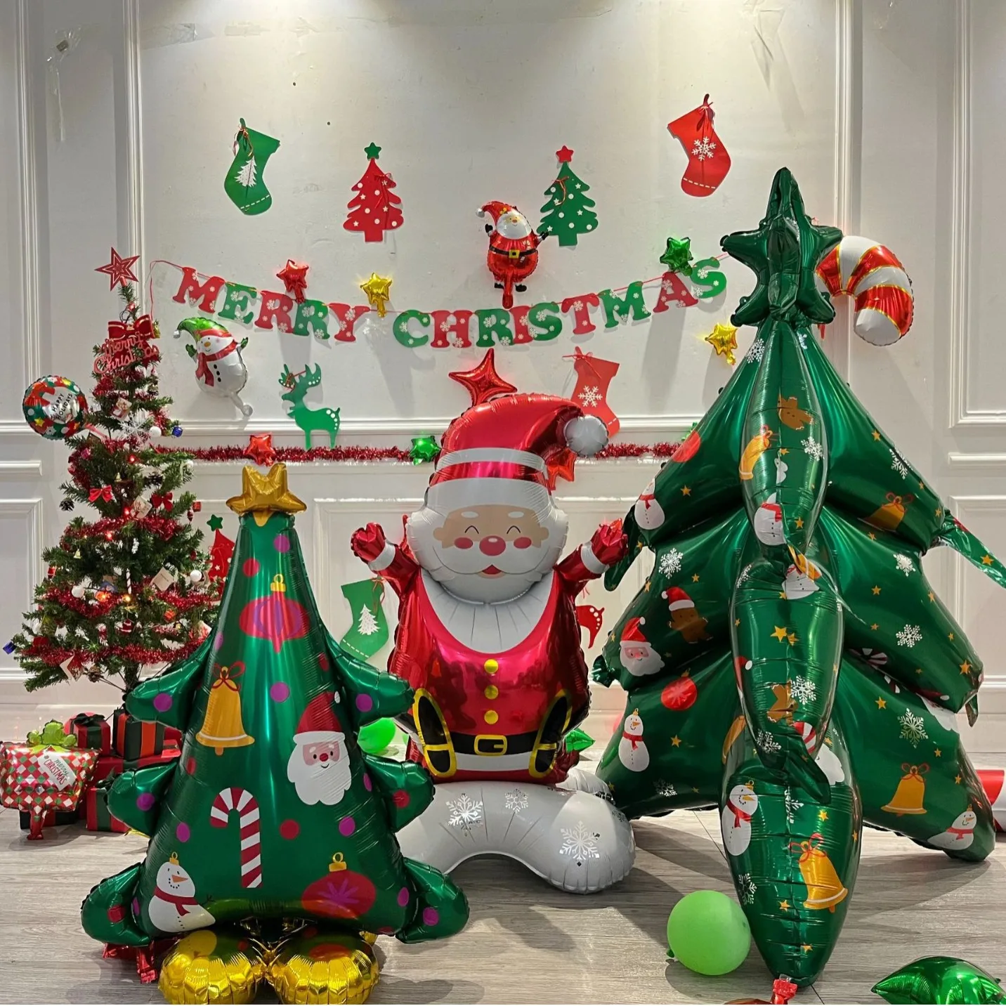 Large Christmas Santa Claus Mylar Balloons for Xmas New Year Party Decorations Xmas Tree Snowman Nutcracker Foil Balloons