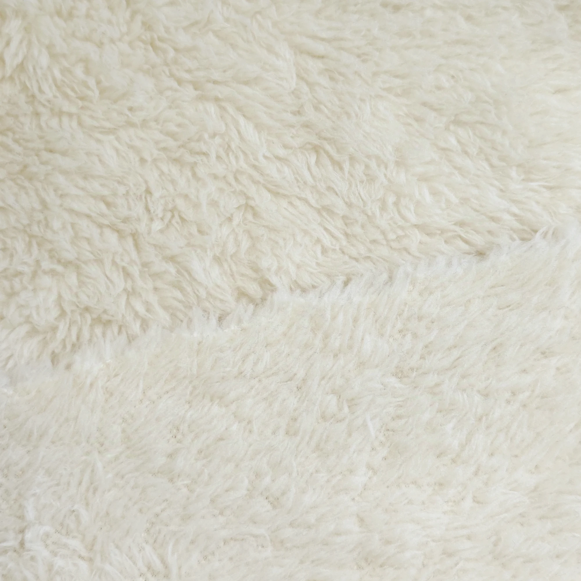 Moisture-Absorbent Soft Skin Touch 220gsm 100% Polyester Double Side Plush Coral Fleece Fabric For Blankets