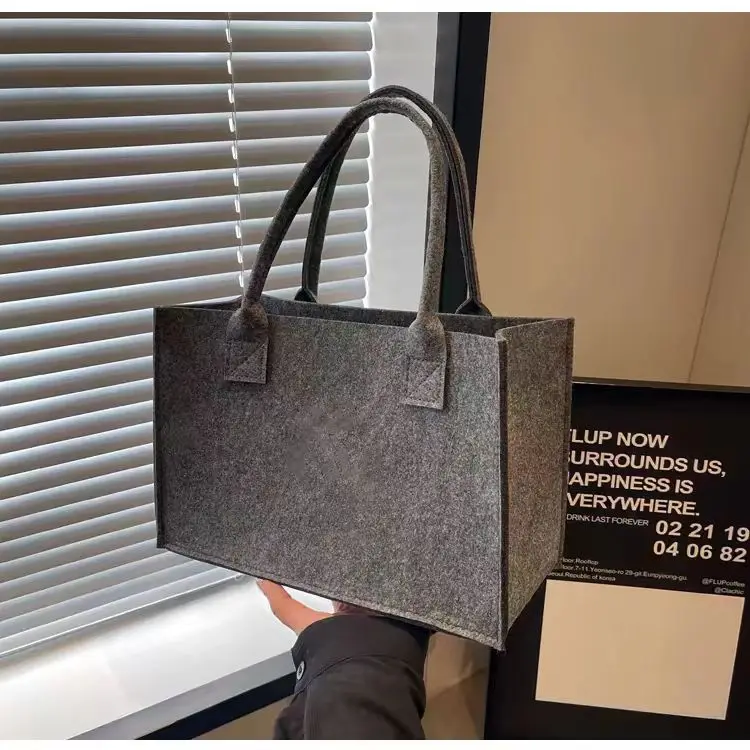 Wholesale Fashion Custom Logo Printed Fashion Felt Shopping Bags Portable Tote Bag