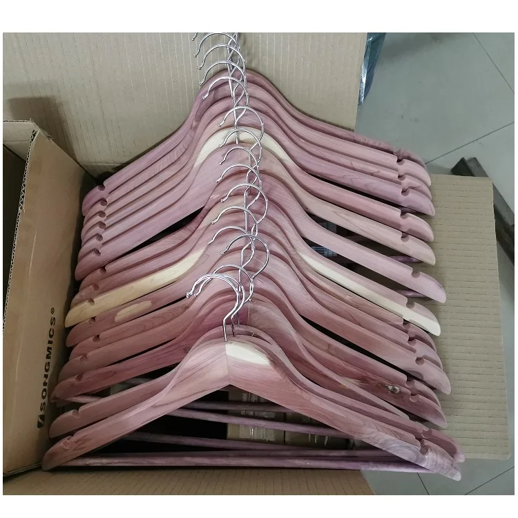 LMC6612 Wholesale Natural Cedar Wooden Clothes Hanger
