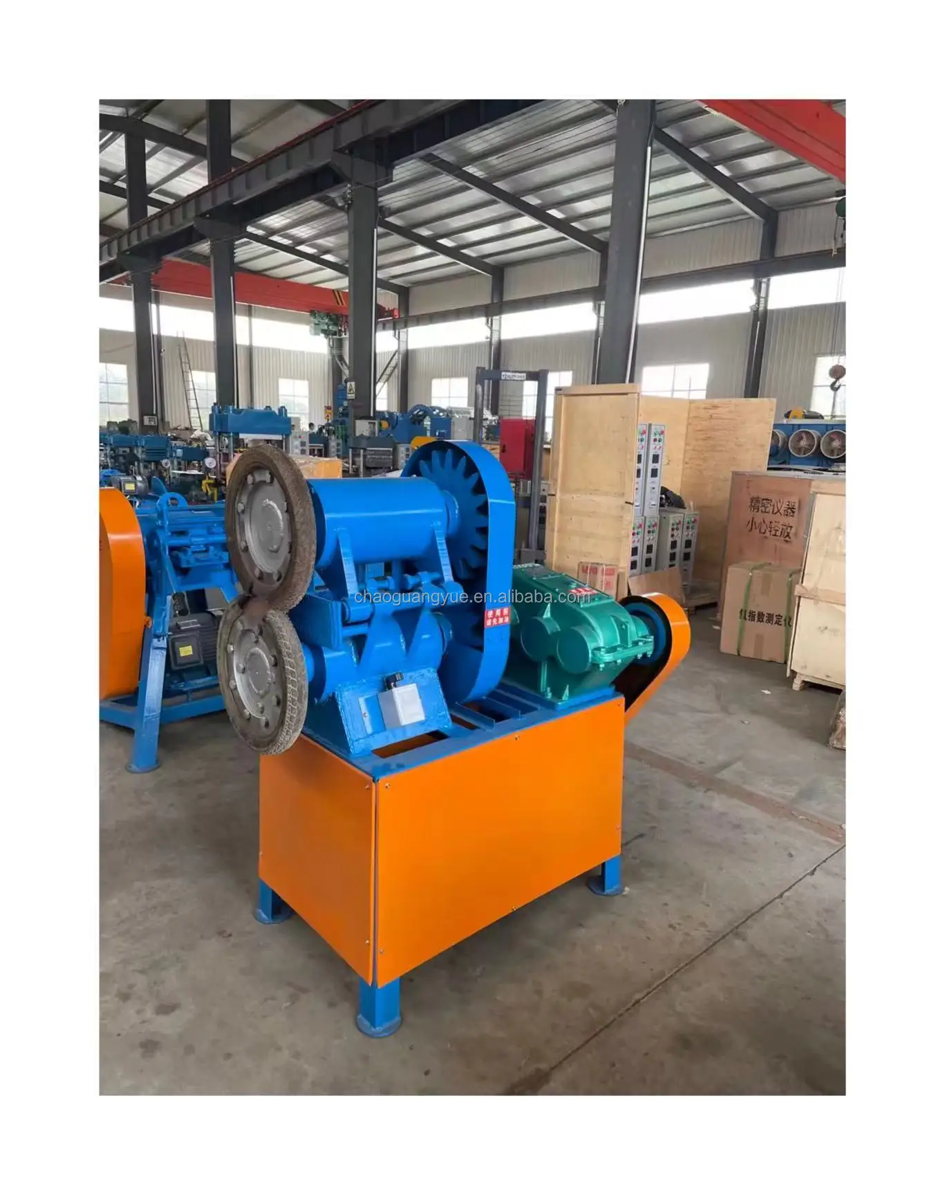 Waste Rubber Crushing Equipment Crumb rubber crushing machine waste tire rubber cracker machine