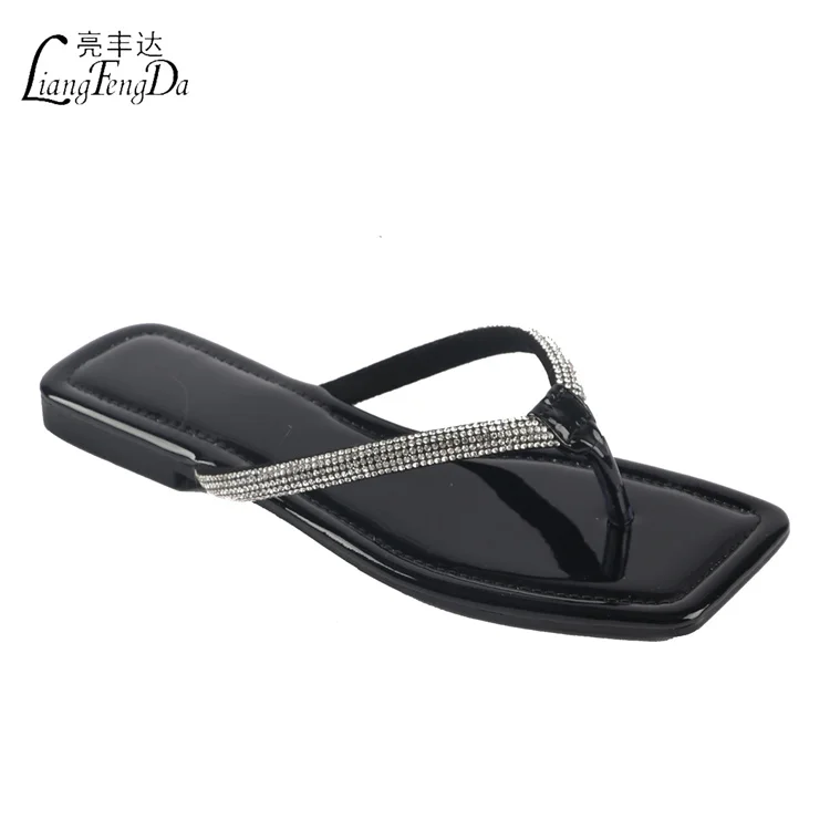 Wholesale Fashion Waterproof Flat Slides Slippers For Women Summer Rhinestone Ladies Sandals Shoes