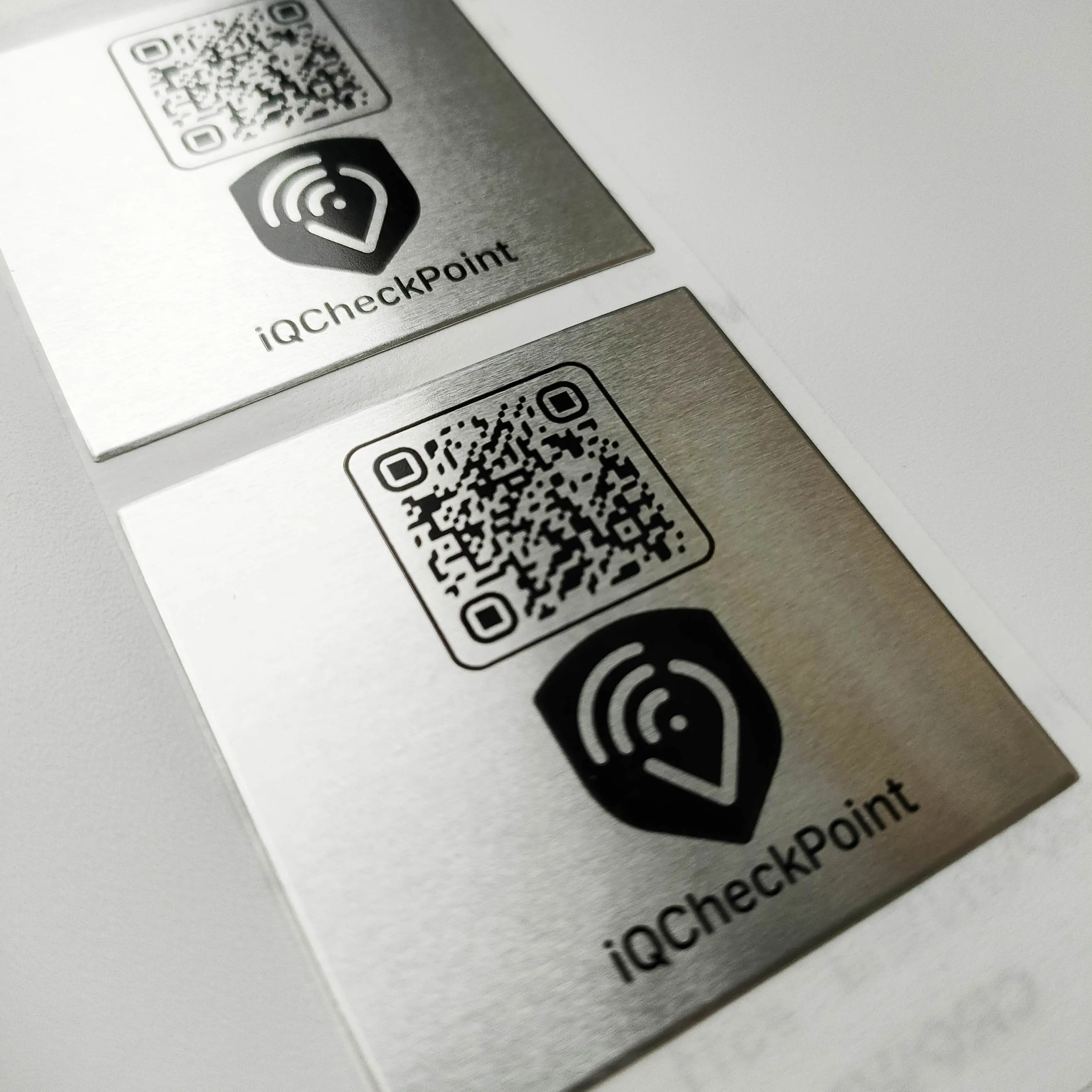 Personalization Serial numbers metal nameplates QR code barcode nameplate aluminium foil asset labels